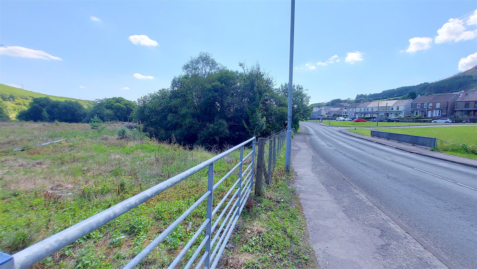 Property thumbnail 3