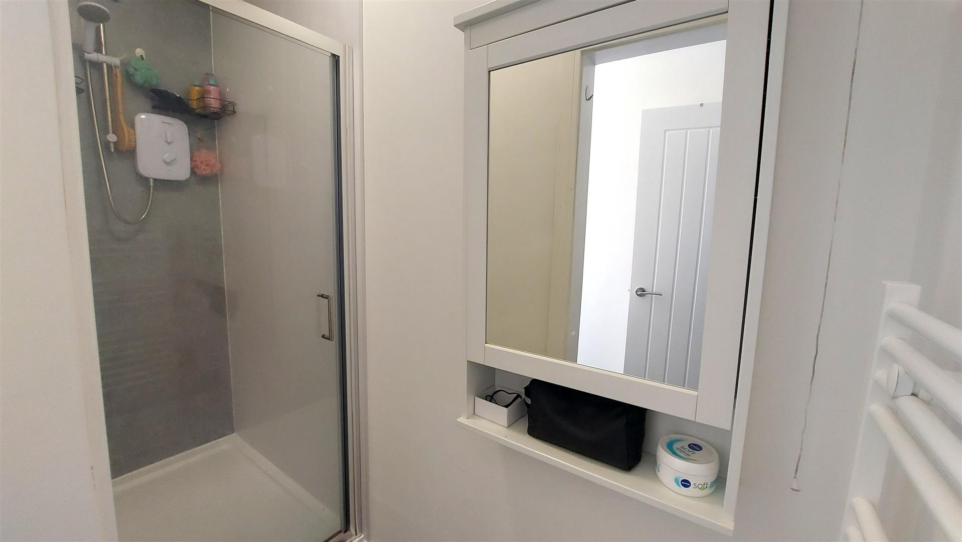 Property thumbnail 30