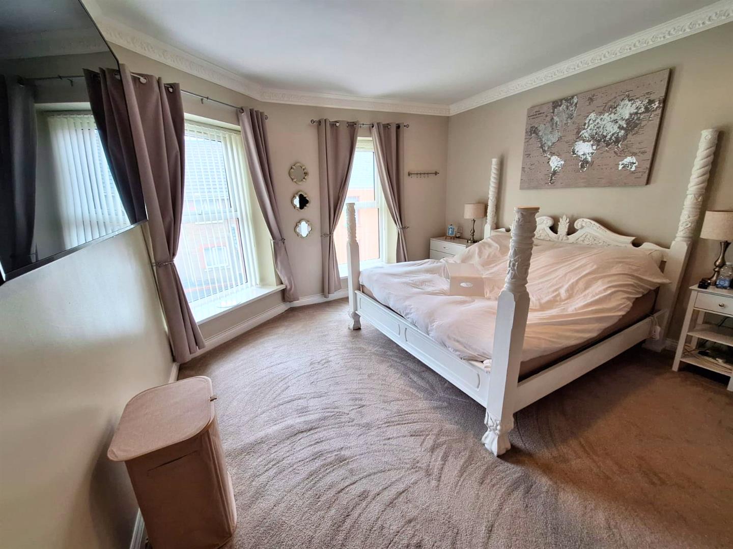 Property thumbnail 22