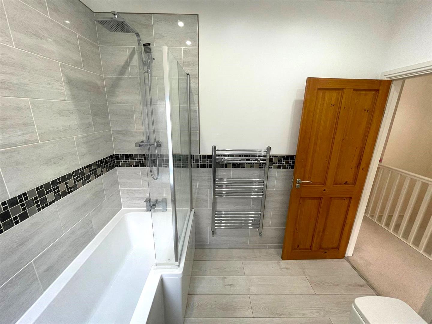 Property thumbnail 18