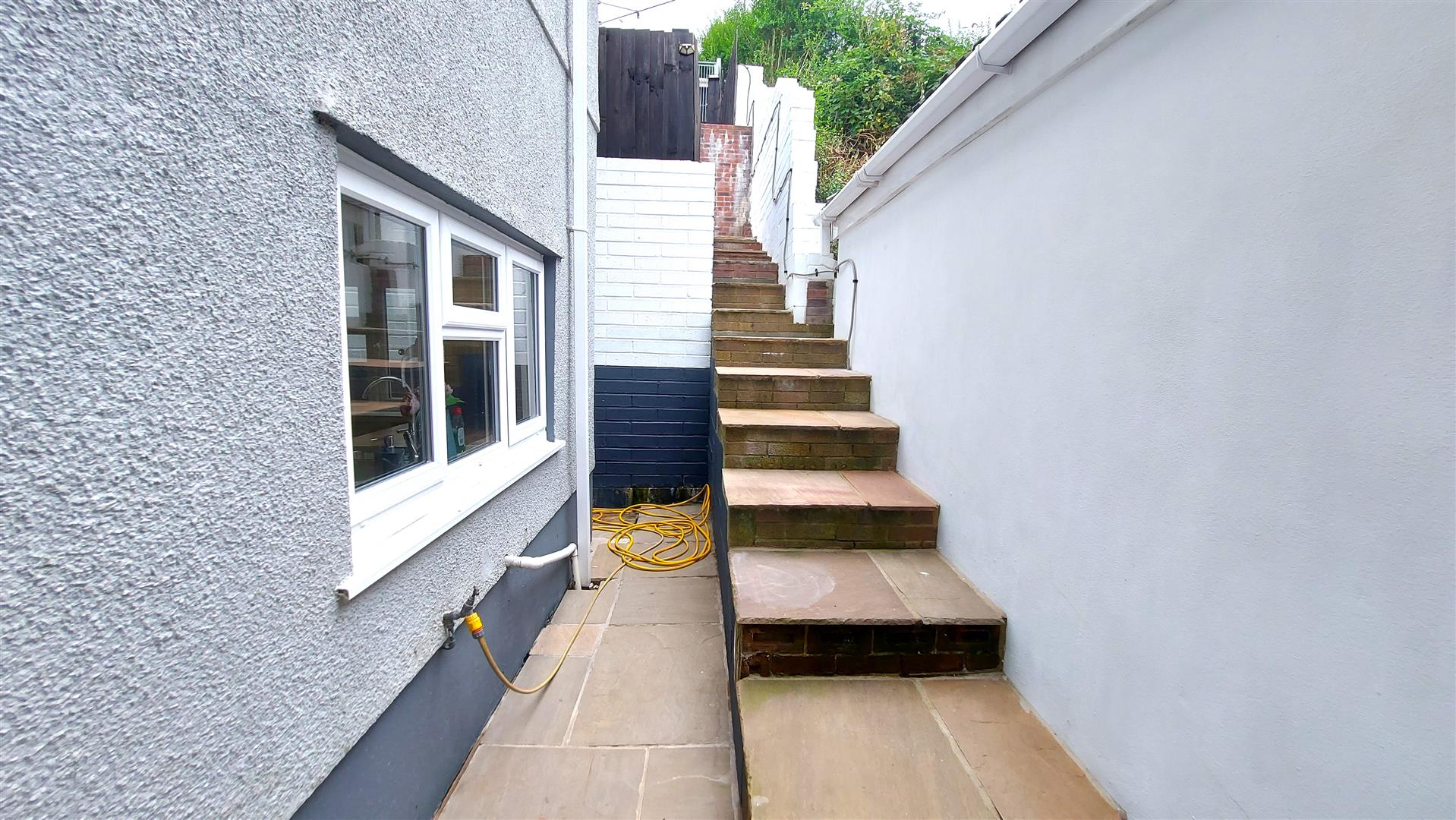 Property thumbnail 16