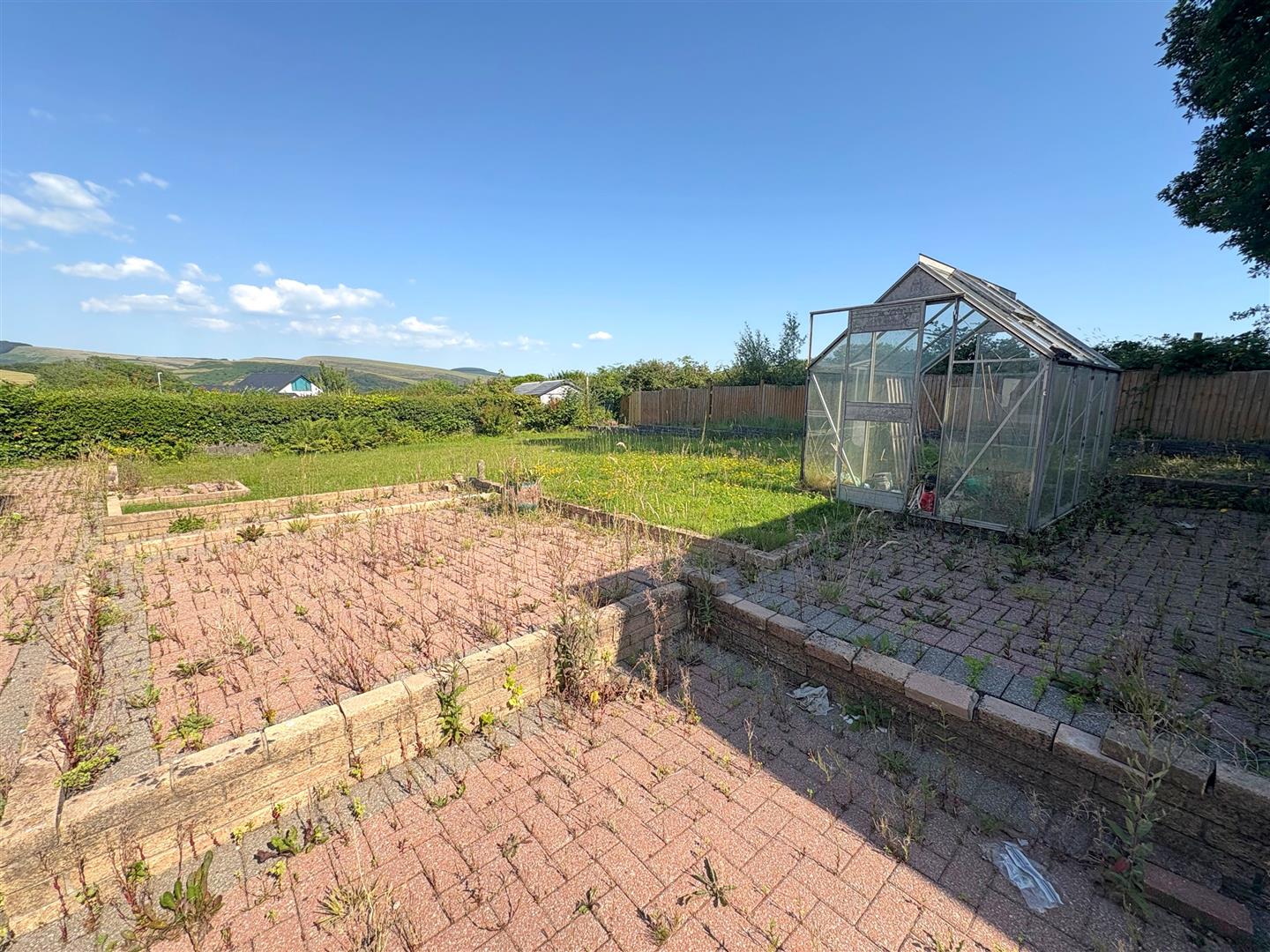 Property thumbnail 25