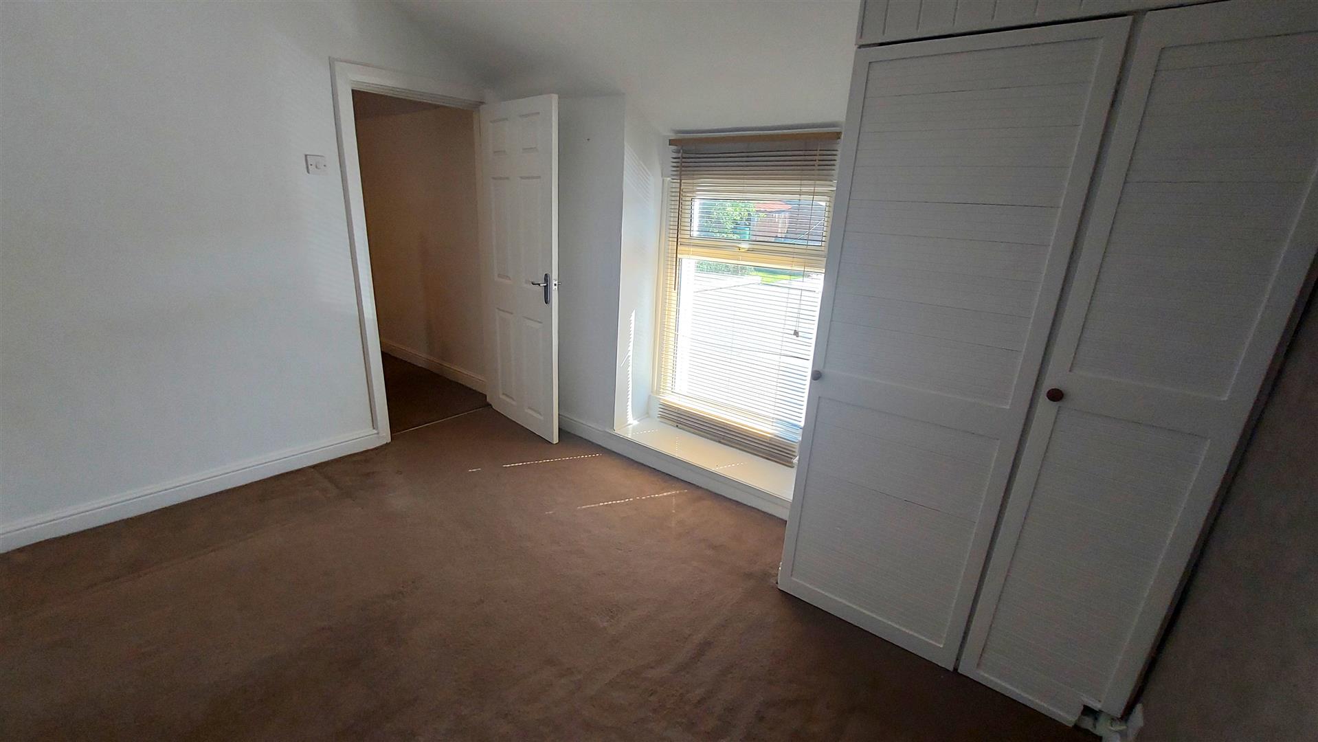 Property thumbnail 16