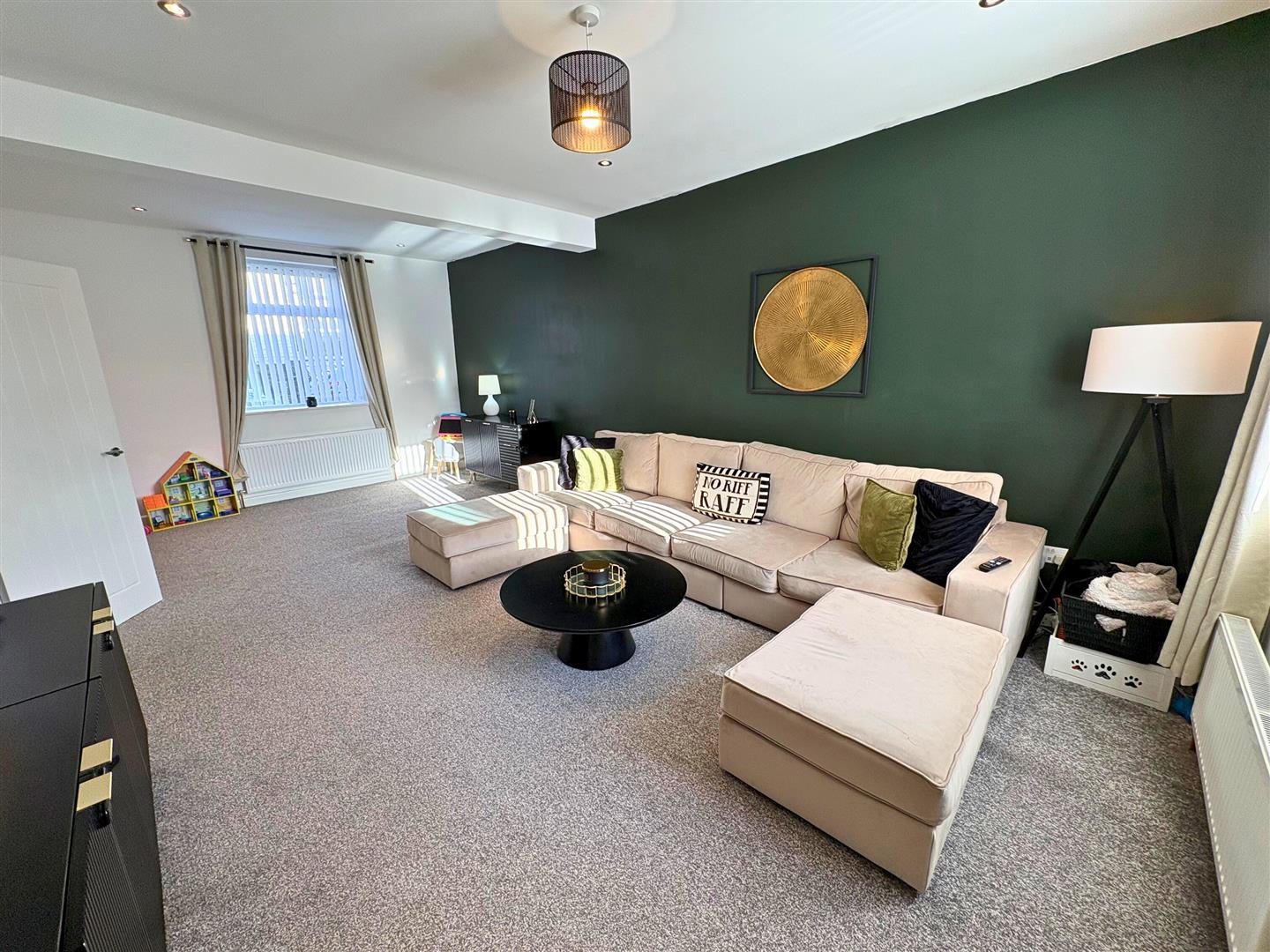 Property thumbnail 7