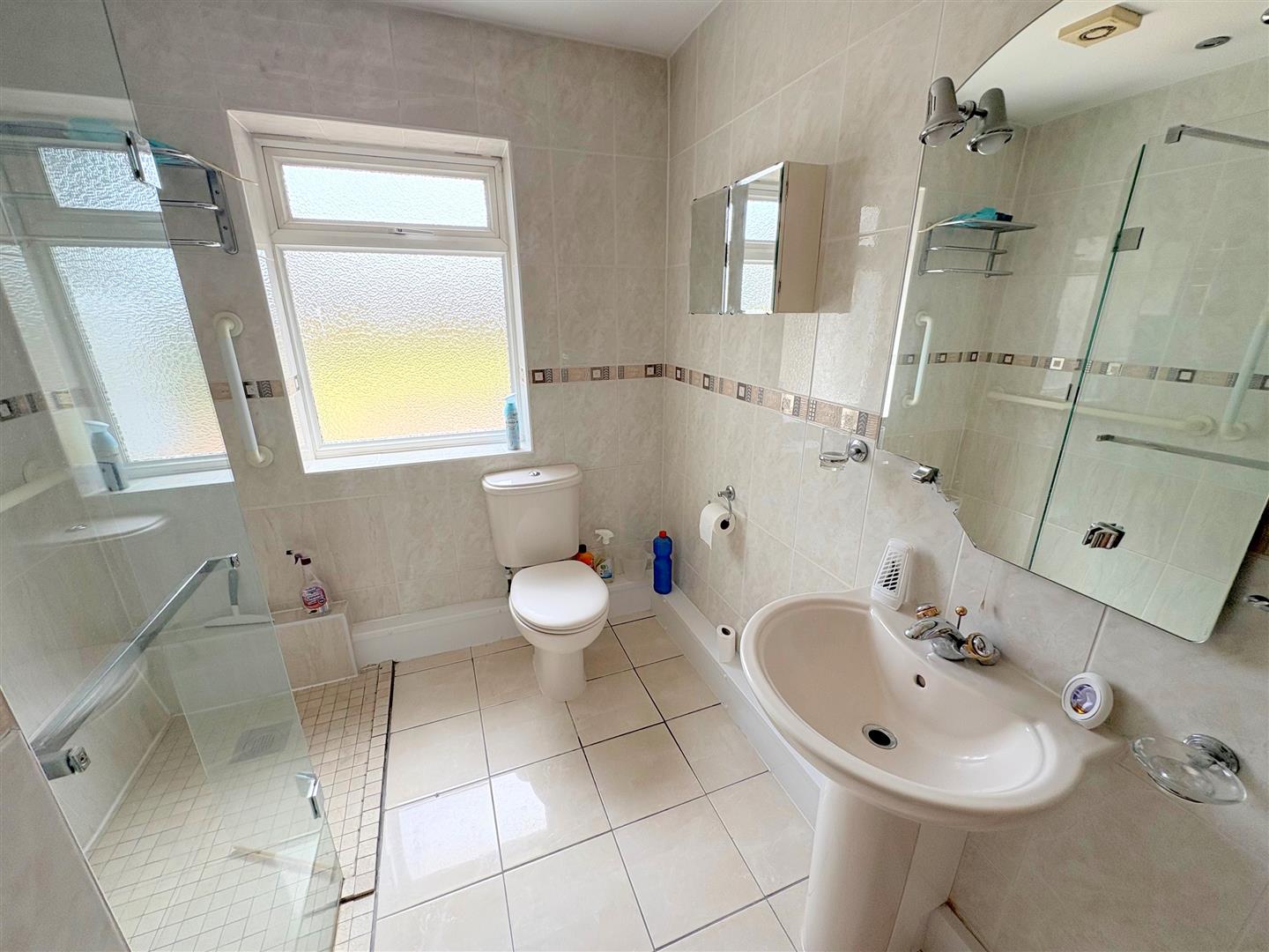 Property thumbnail 13