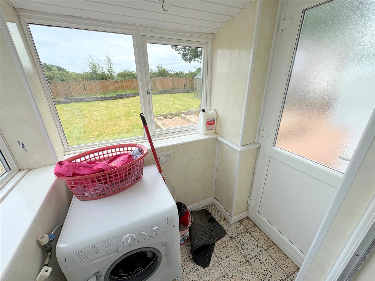 Property thumbnail 12