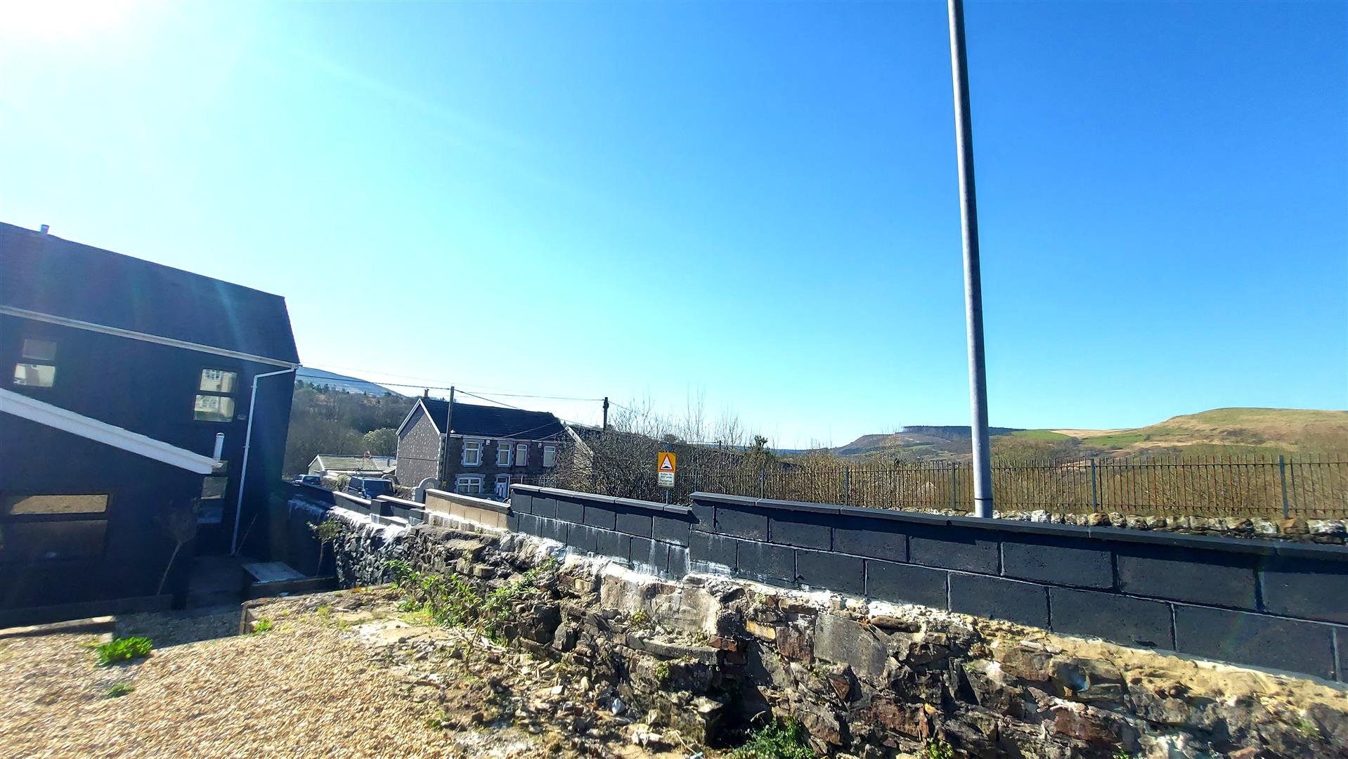 Property thumbnail 25