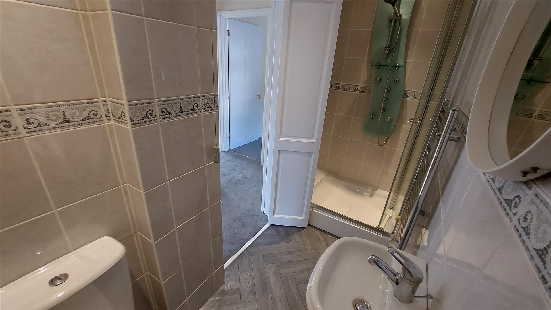 Property thumbnail 19