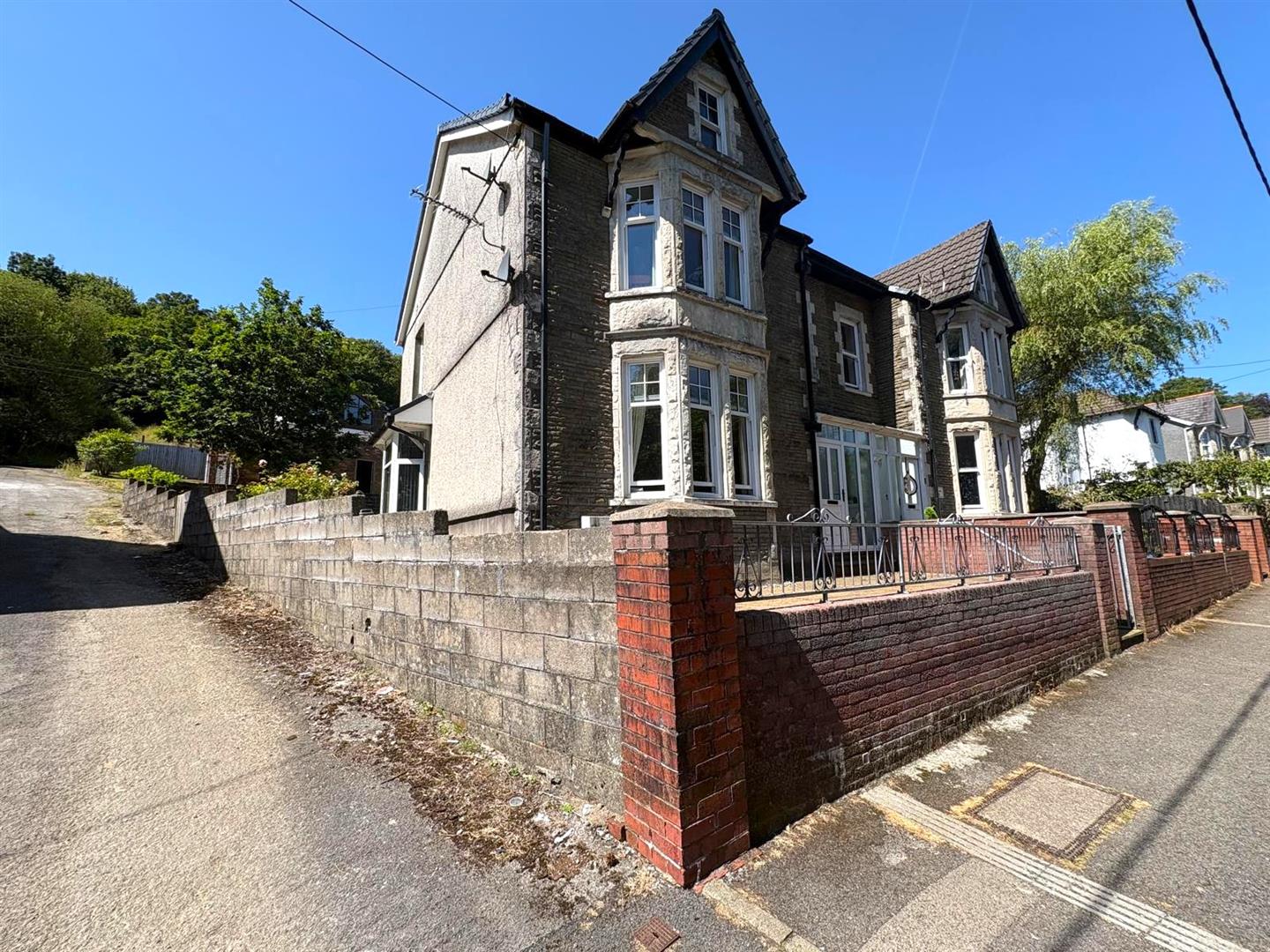 Property thumbnail 37