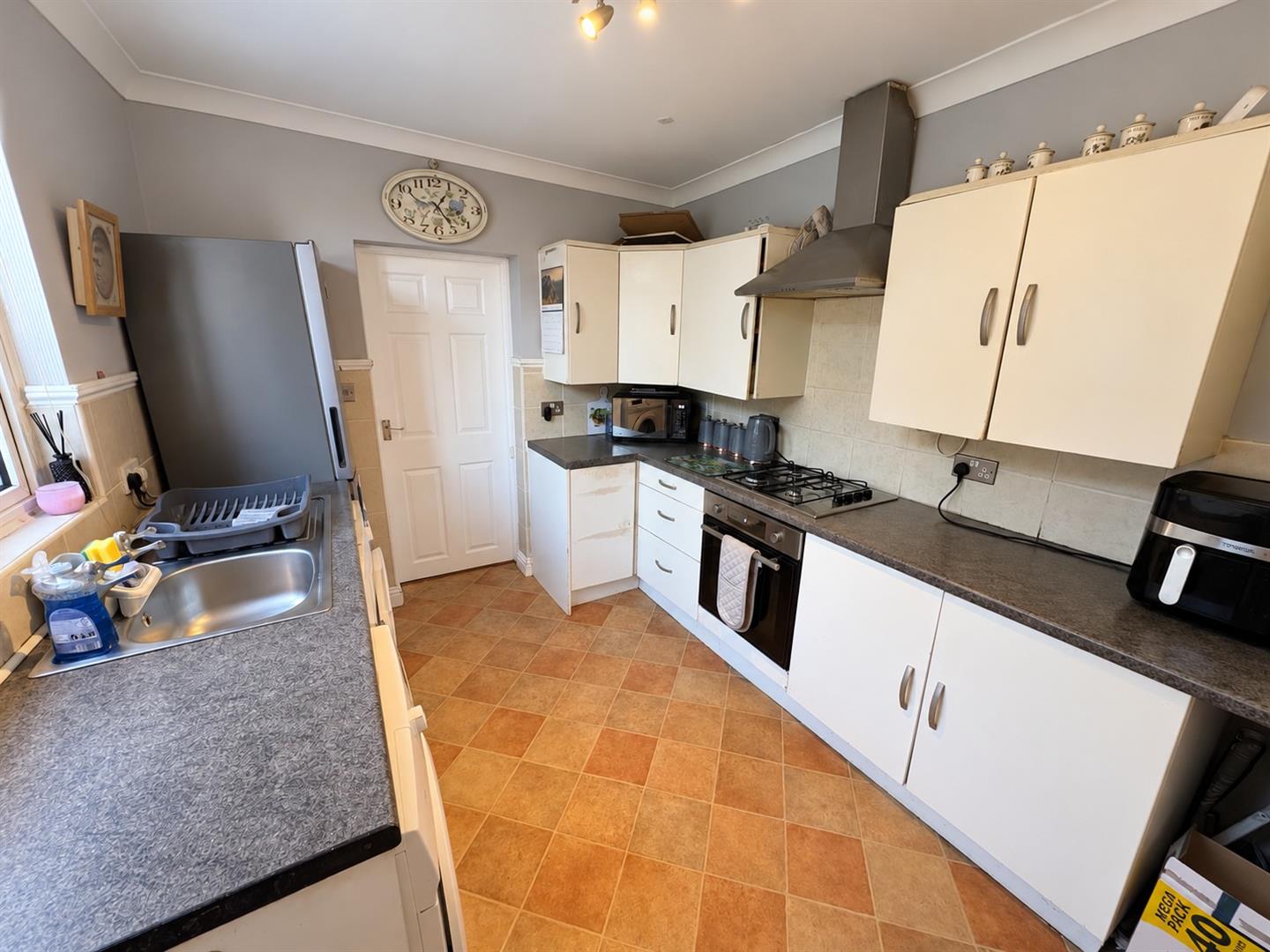 Property thumbnail 8