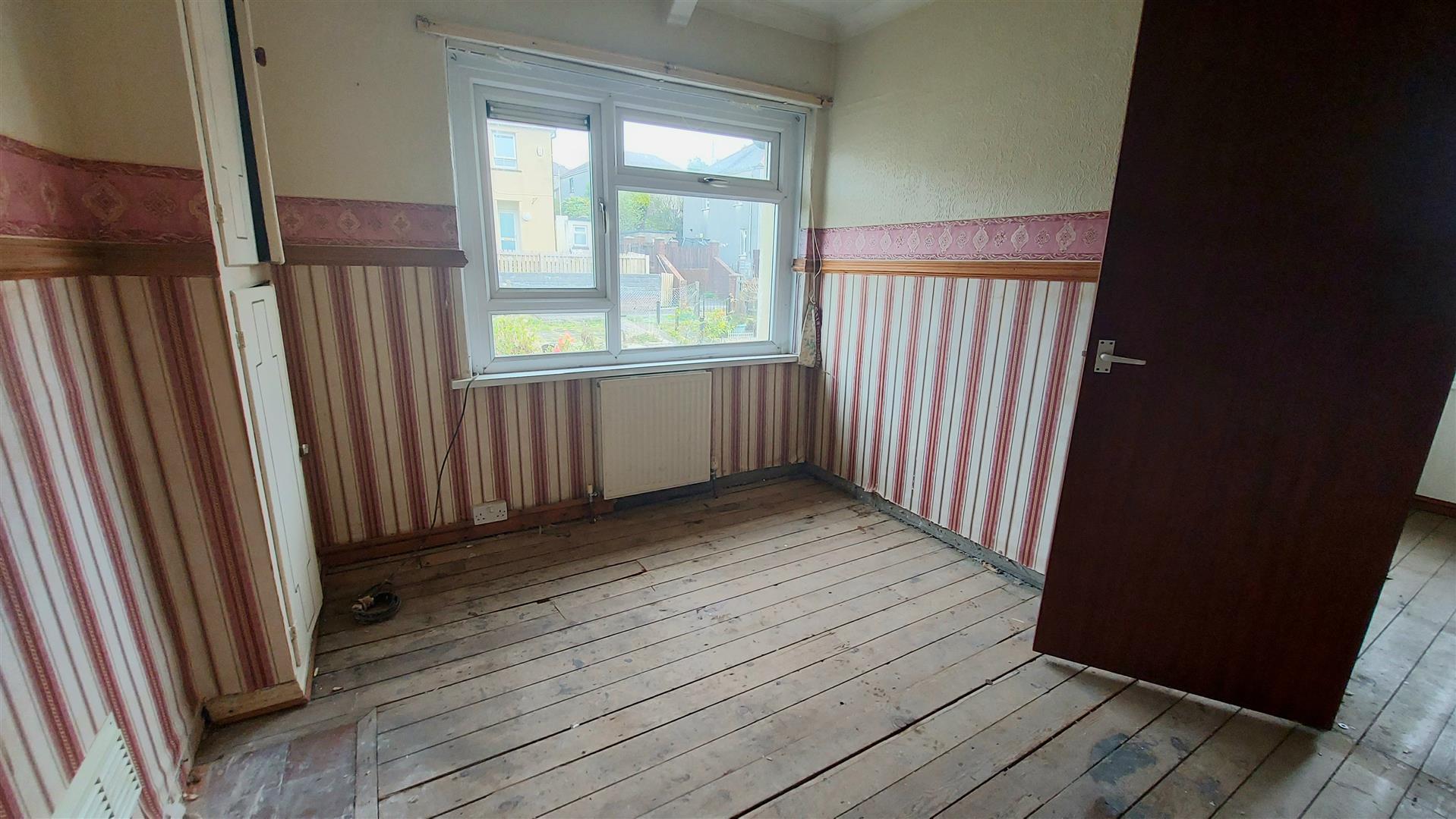 Property thumbnail 9