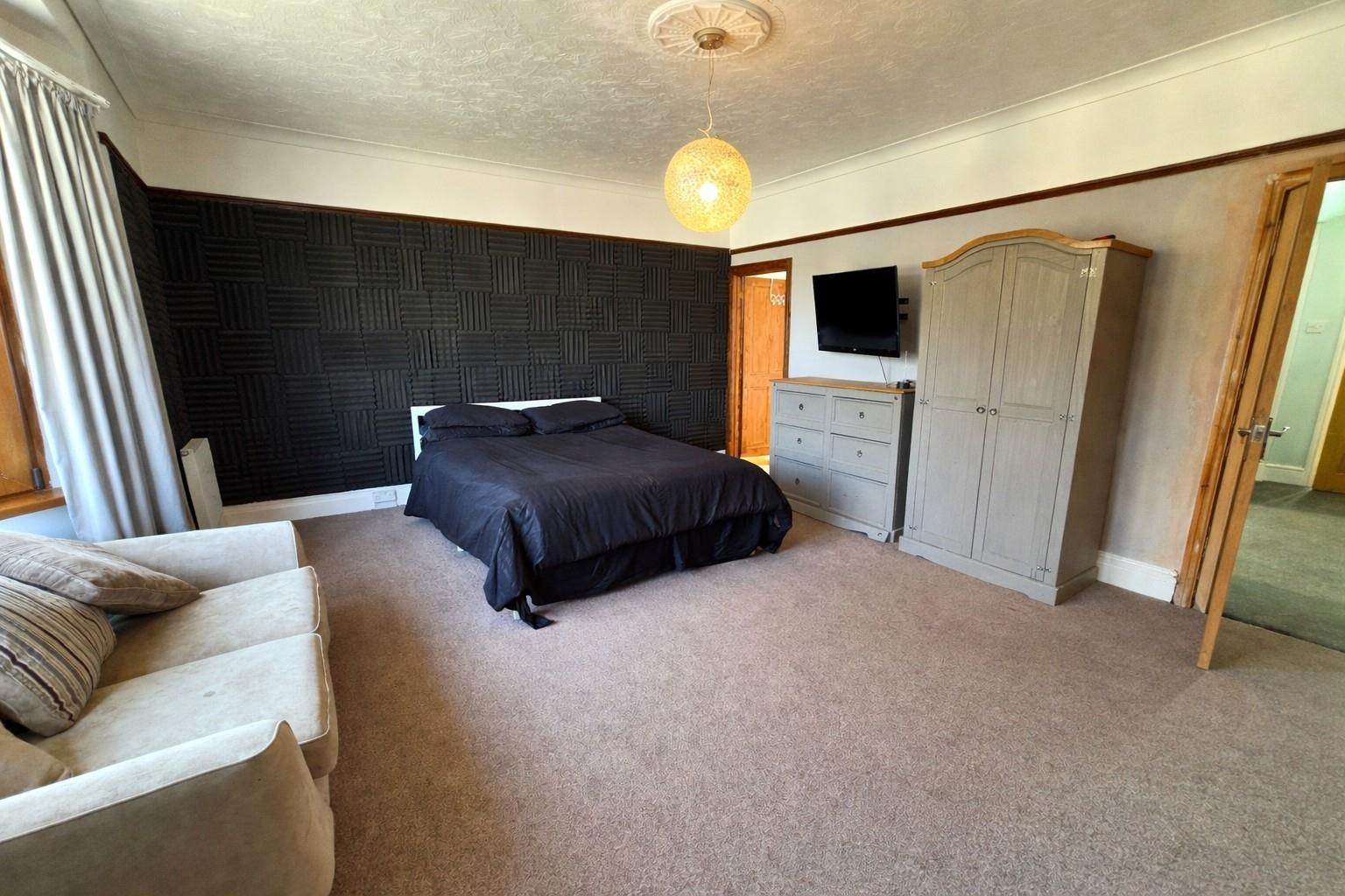 Property thumbnail 22