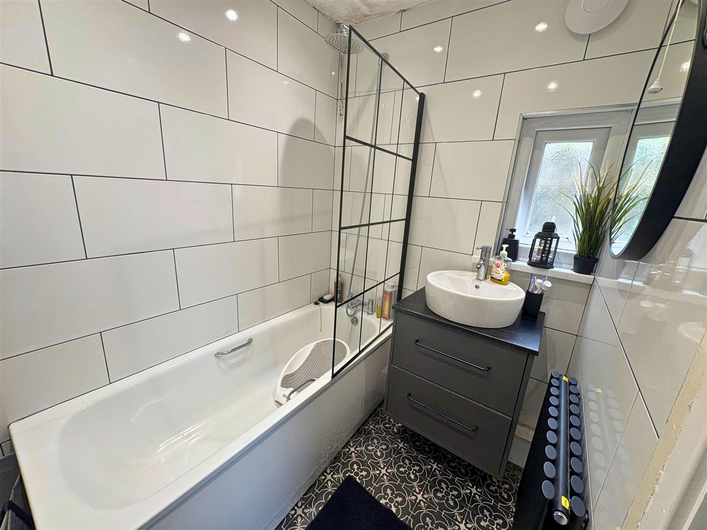 Property thumbnail 8