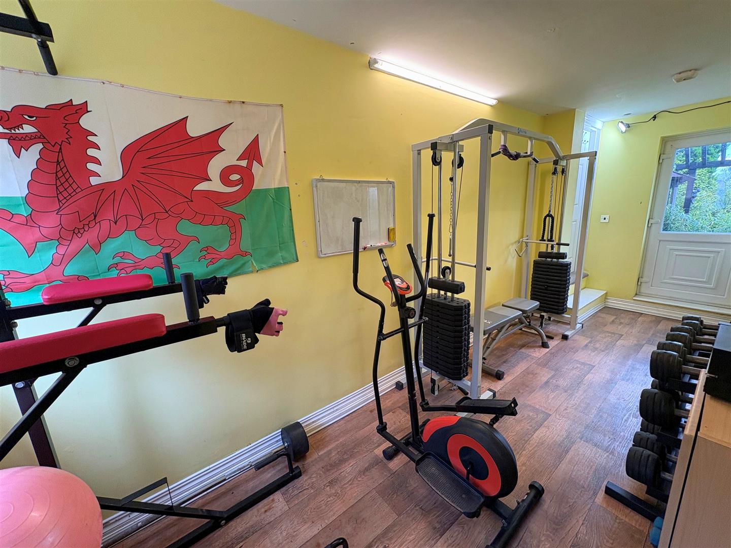 Property thumbnail 12