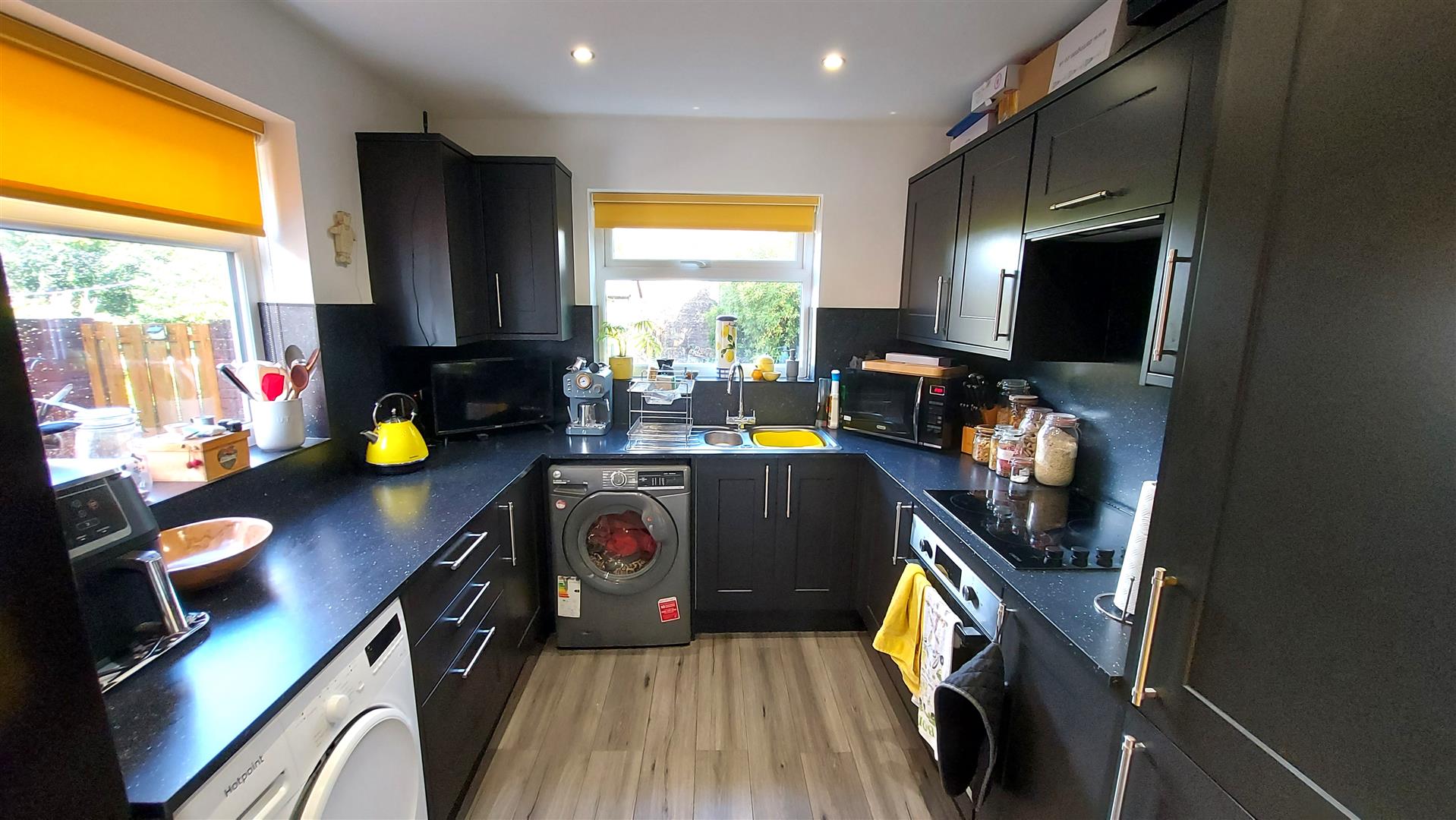 Property thumbnail 6