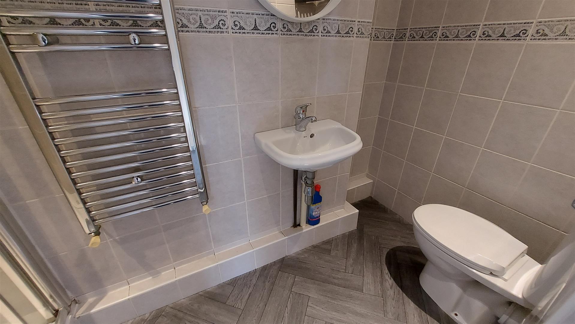 Property thumbnail 18