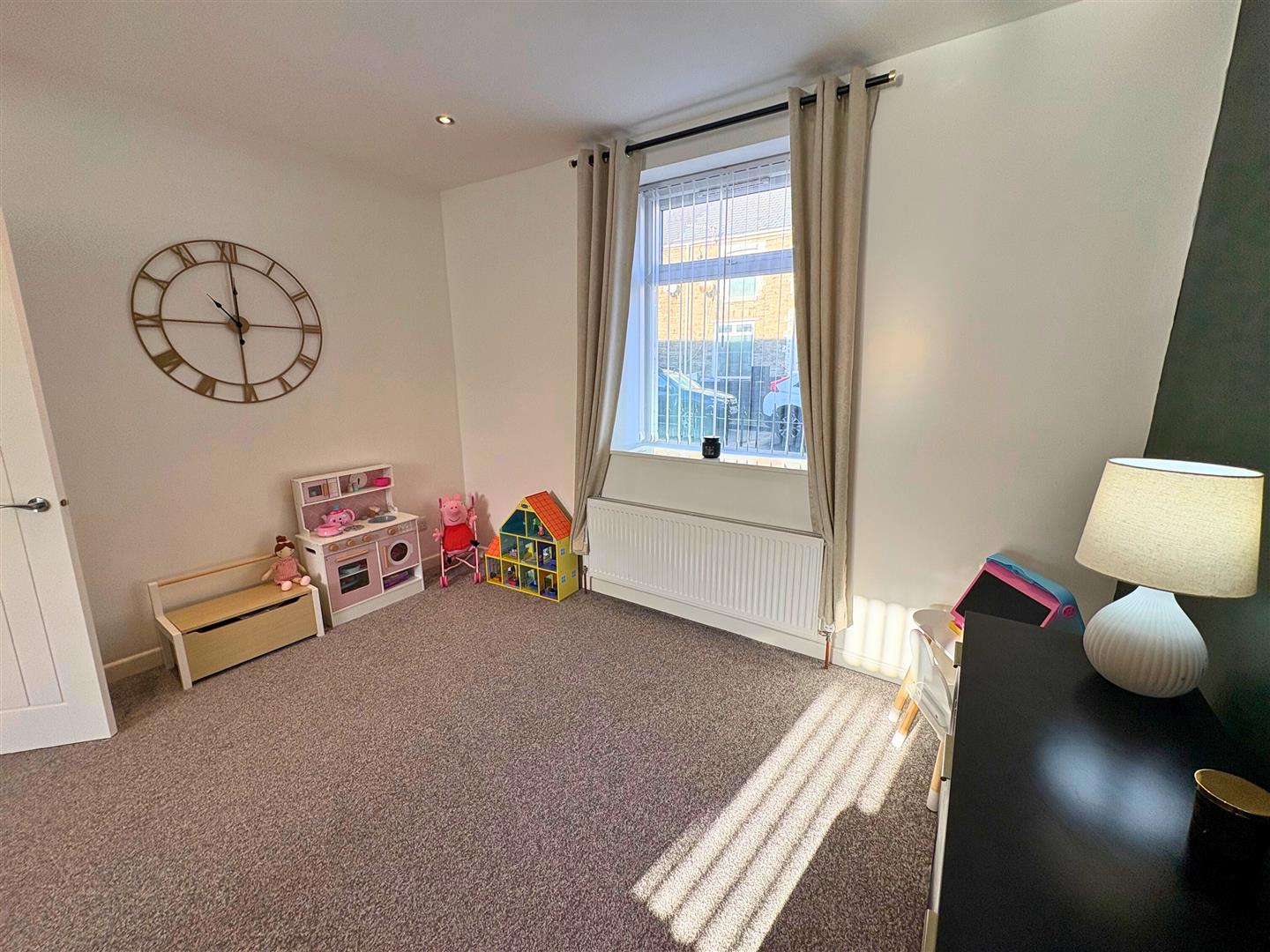 Property thumbnail 6