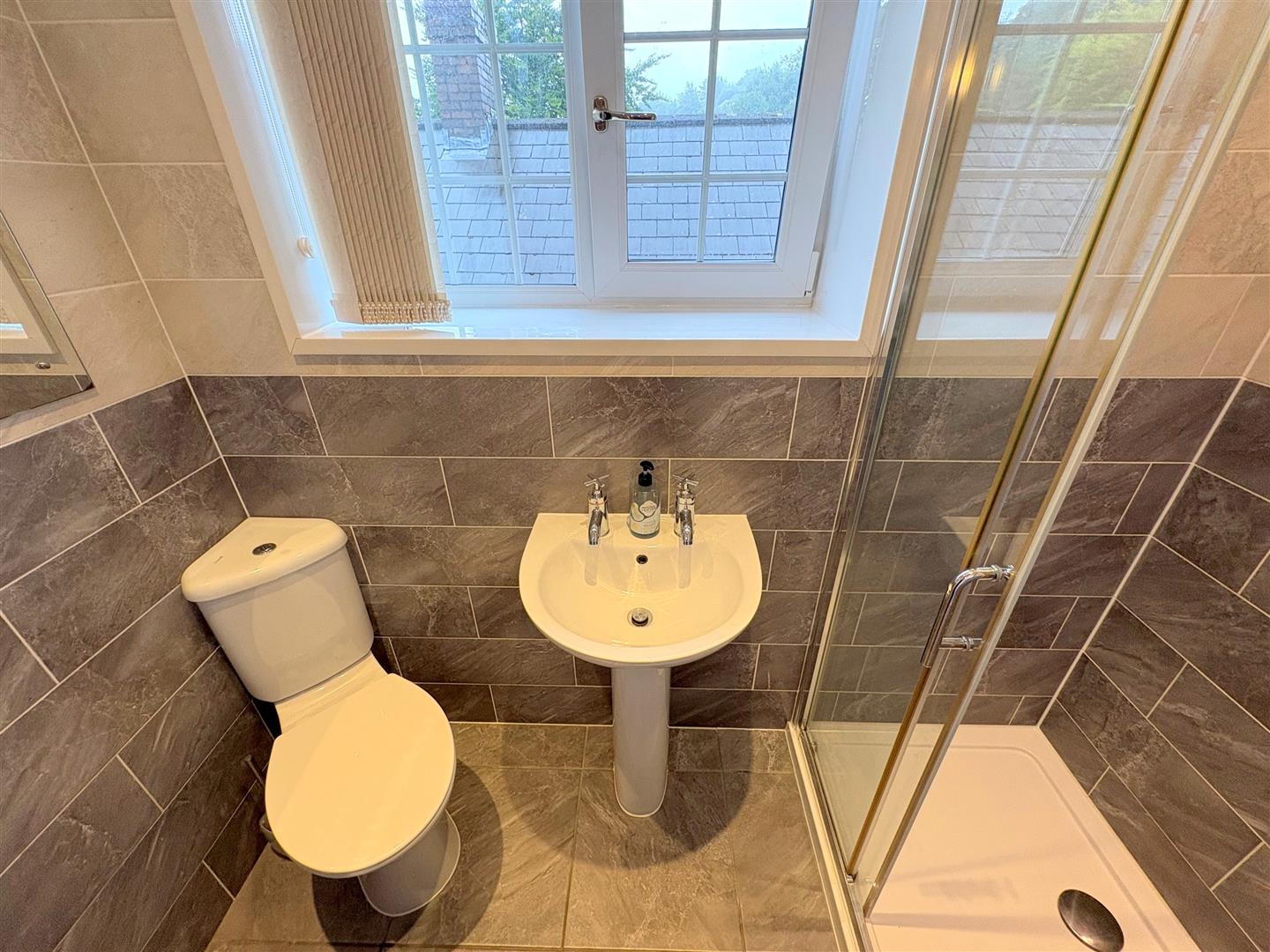 Property thumbnail 15