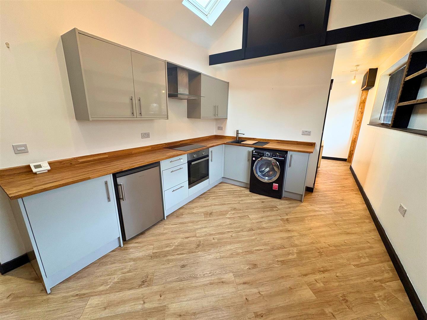 Property thumbnail 6