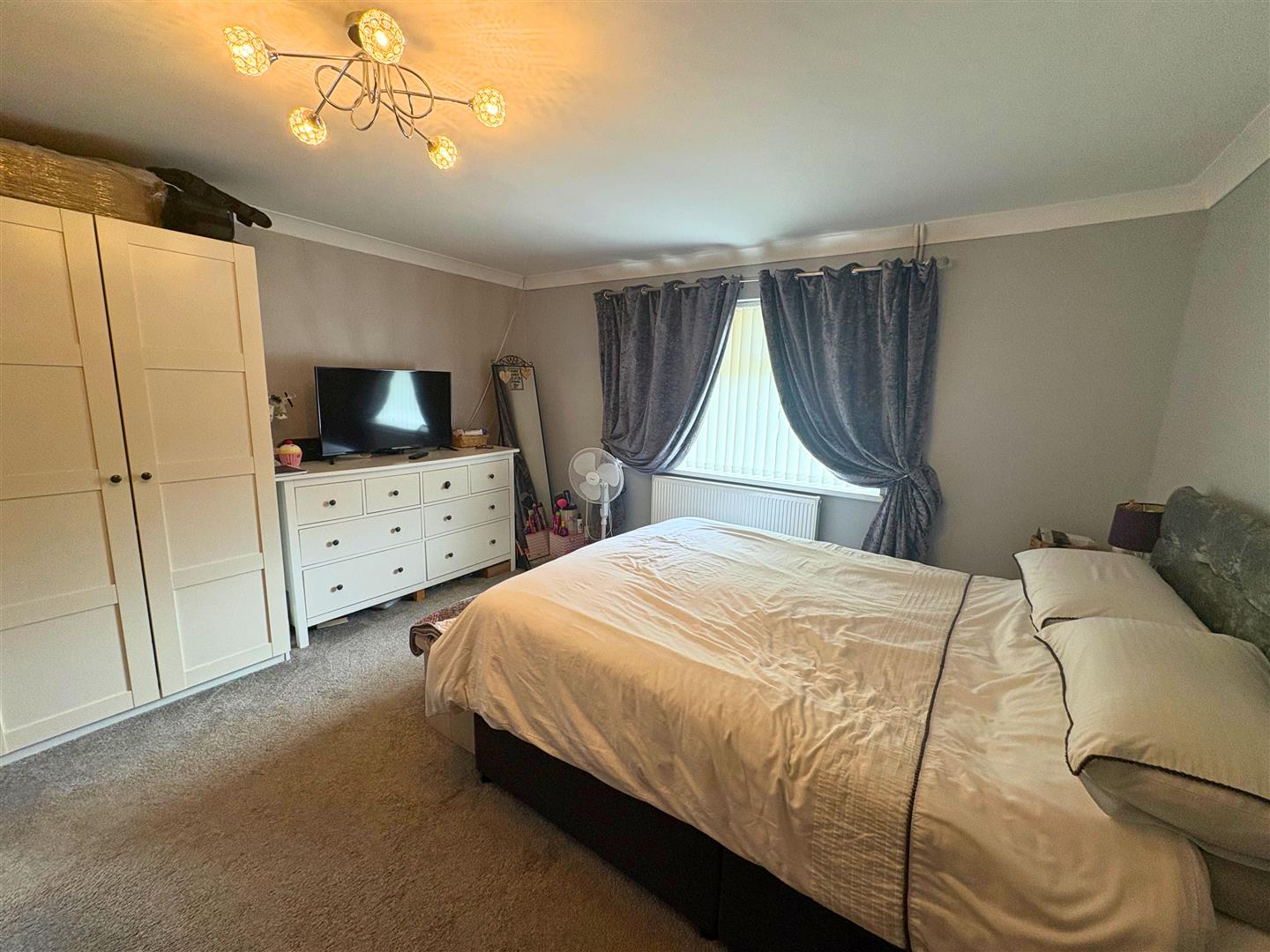 Property thumbnail 9
