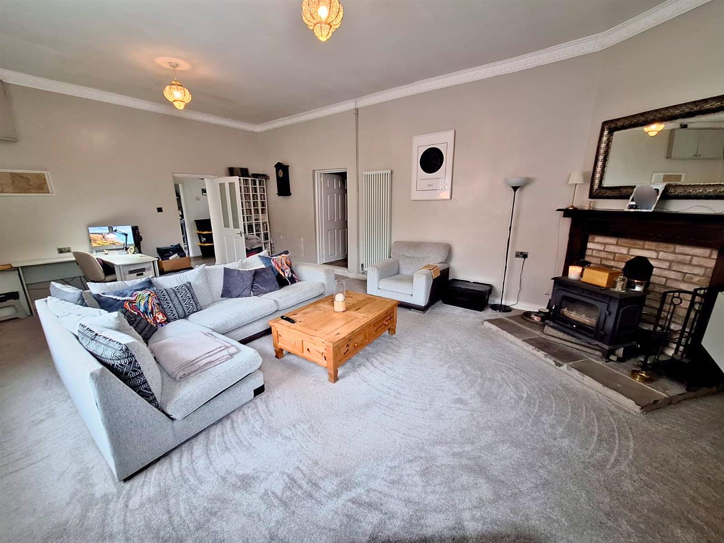 Property thumbnail 8