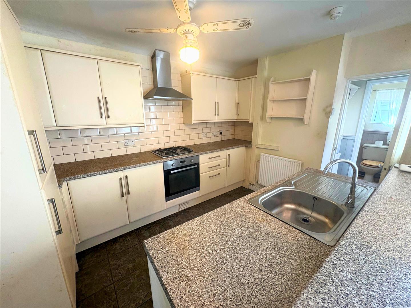 Property thumbnail 6