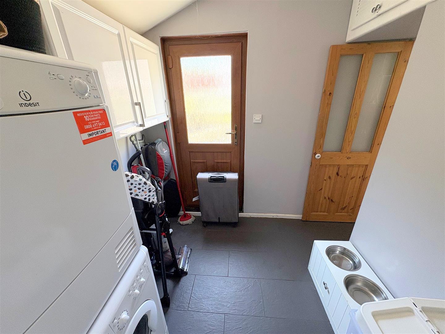 Property thumbnail 12