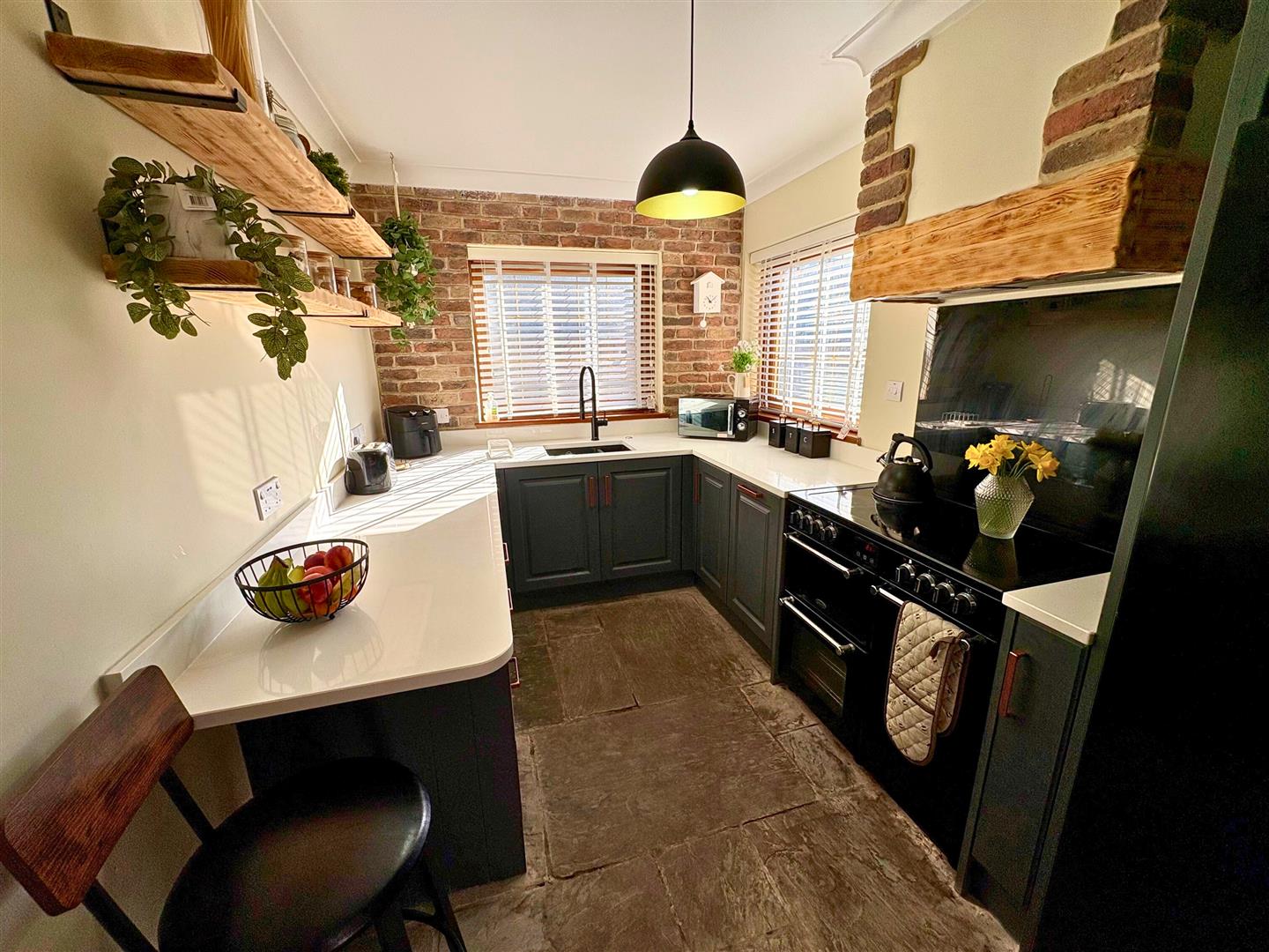 Property thumbnail 11