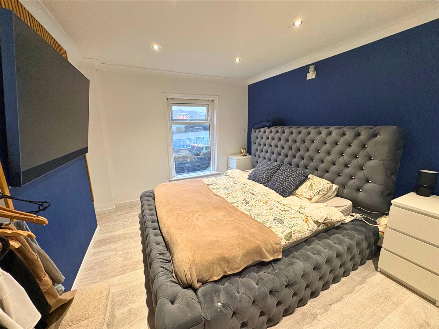 Property thumbnail 16