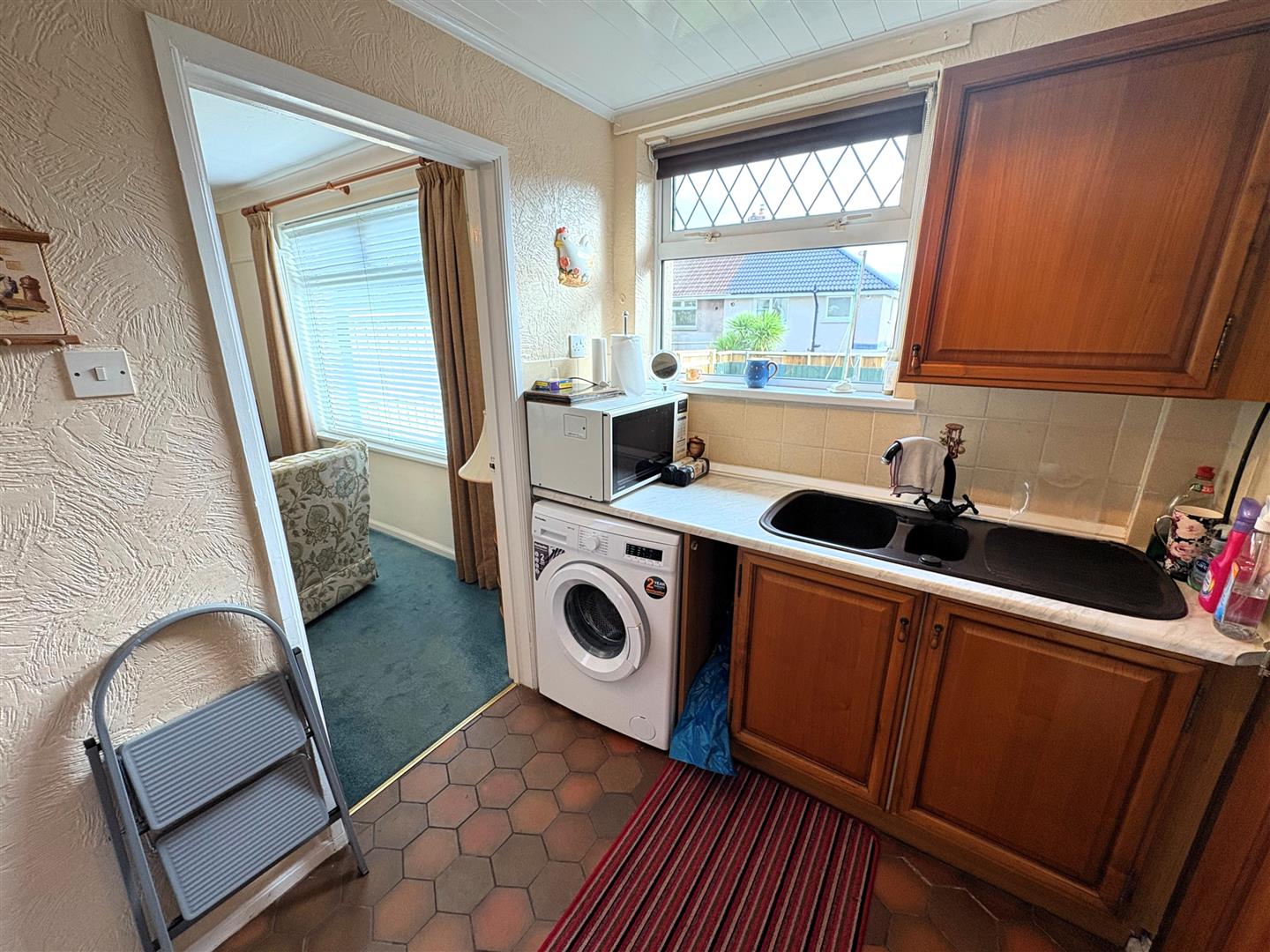 Property thumbnail 9