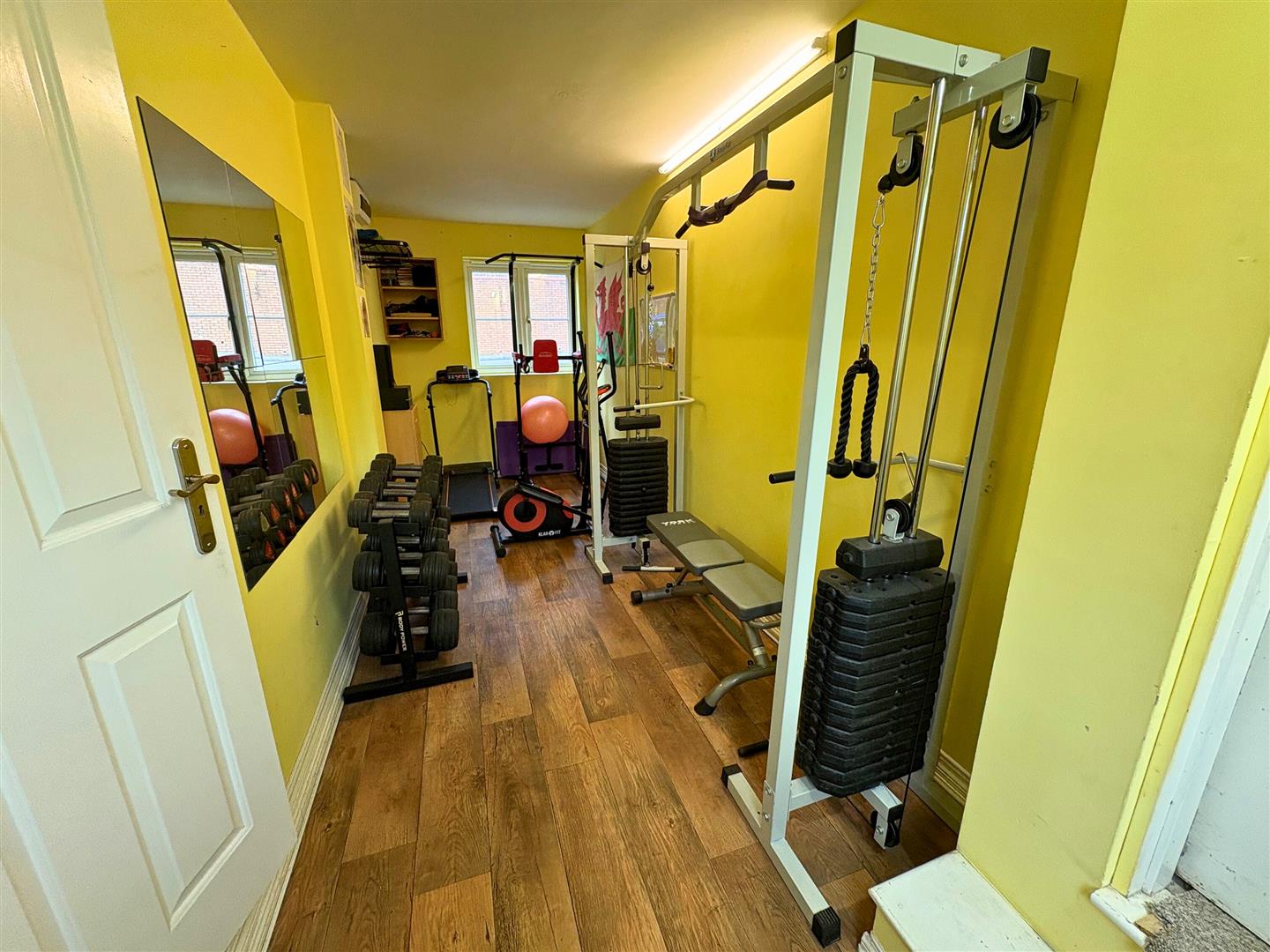 Property thumbnail 11