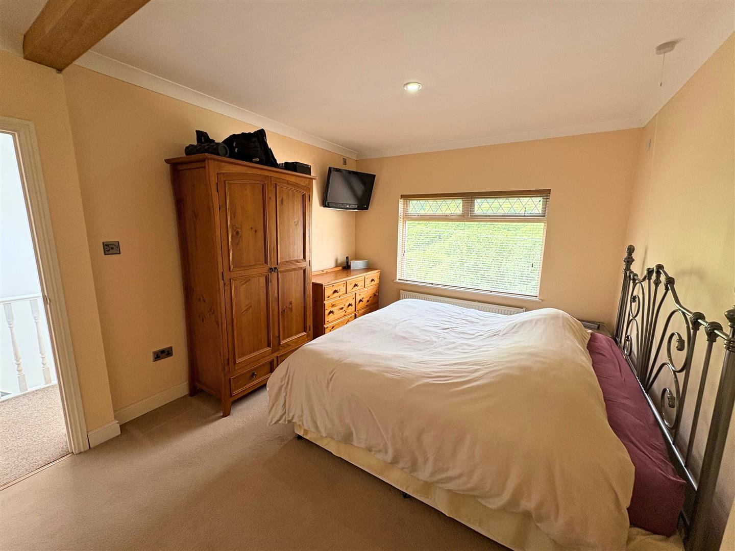 Property thumbnail 16