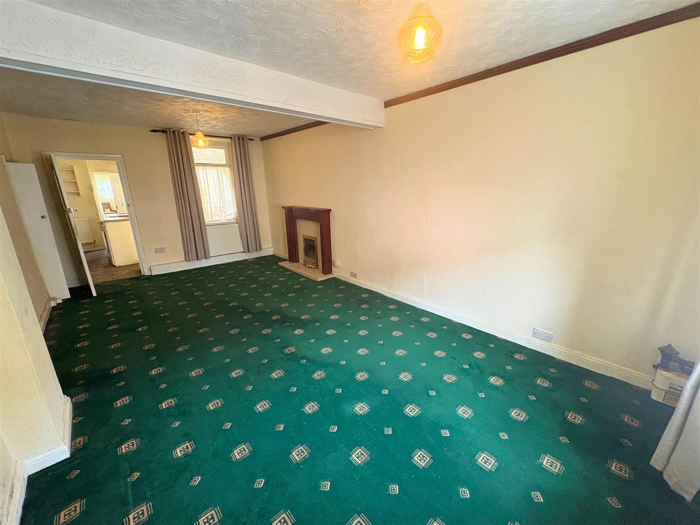 Property thumbnail 2