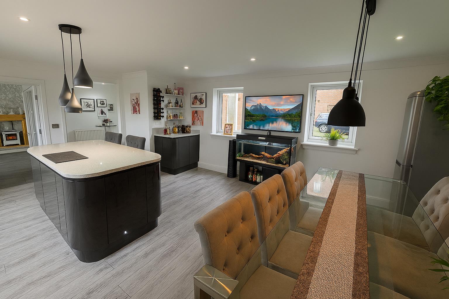 Property thumbnail 10