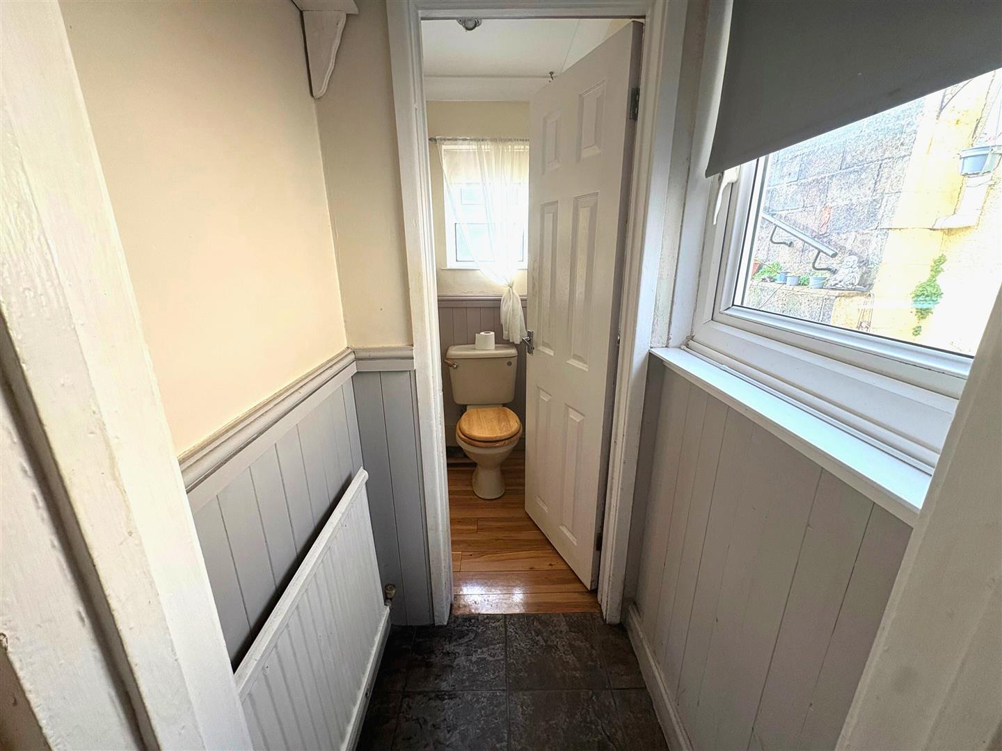 Property thumbnail 9