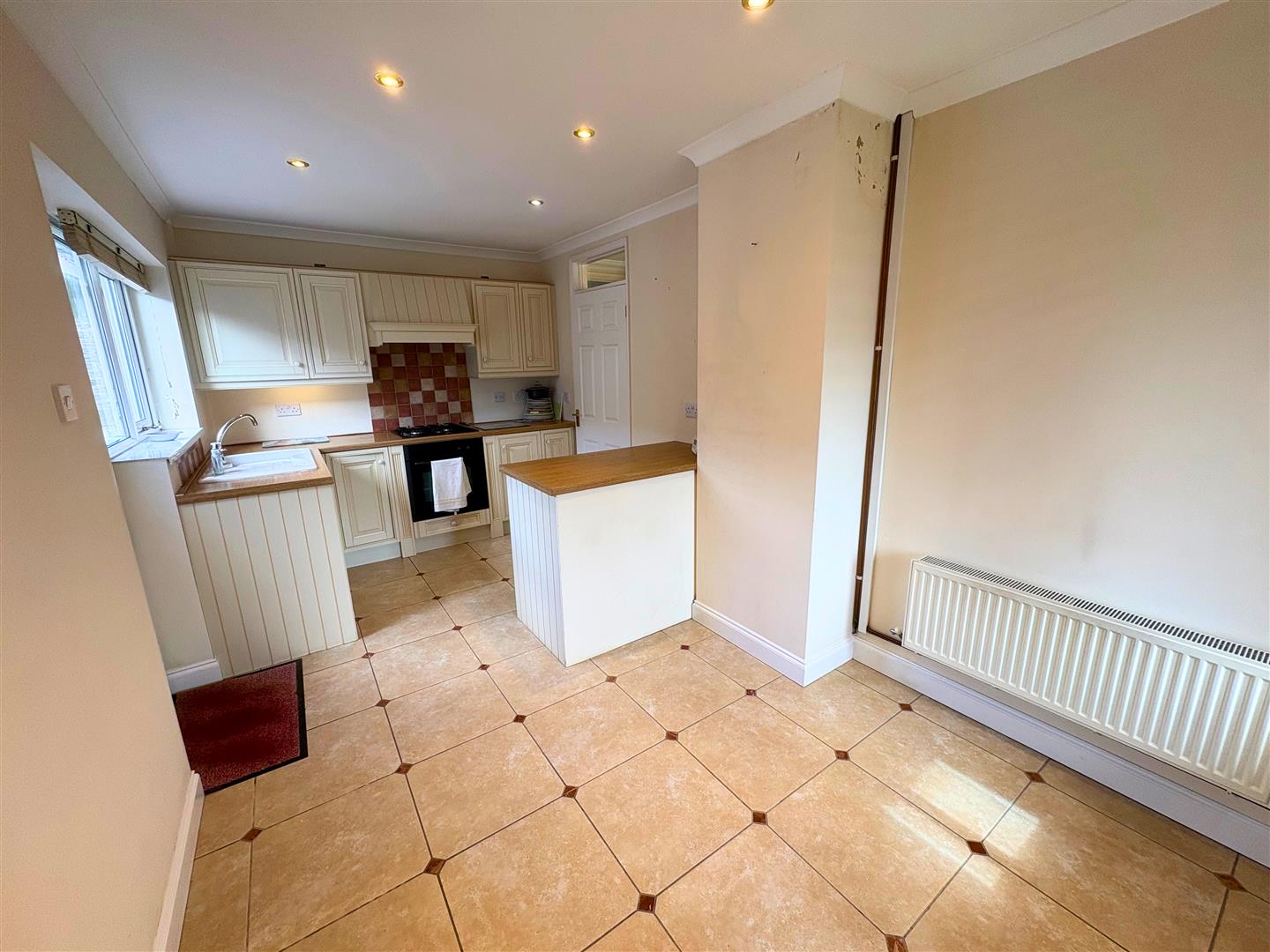 Property thumbnail 9
