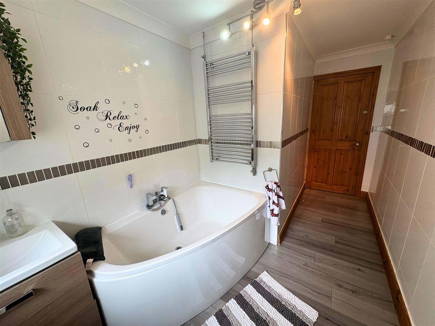 Property thumbnail 18