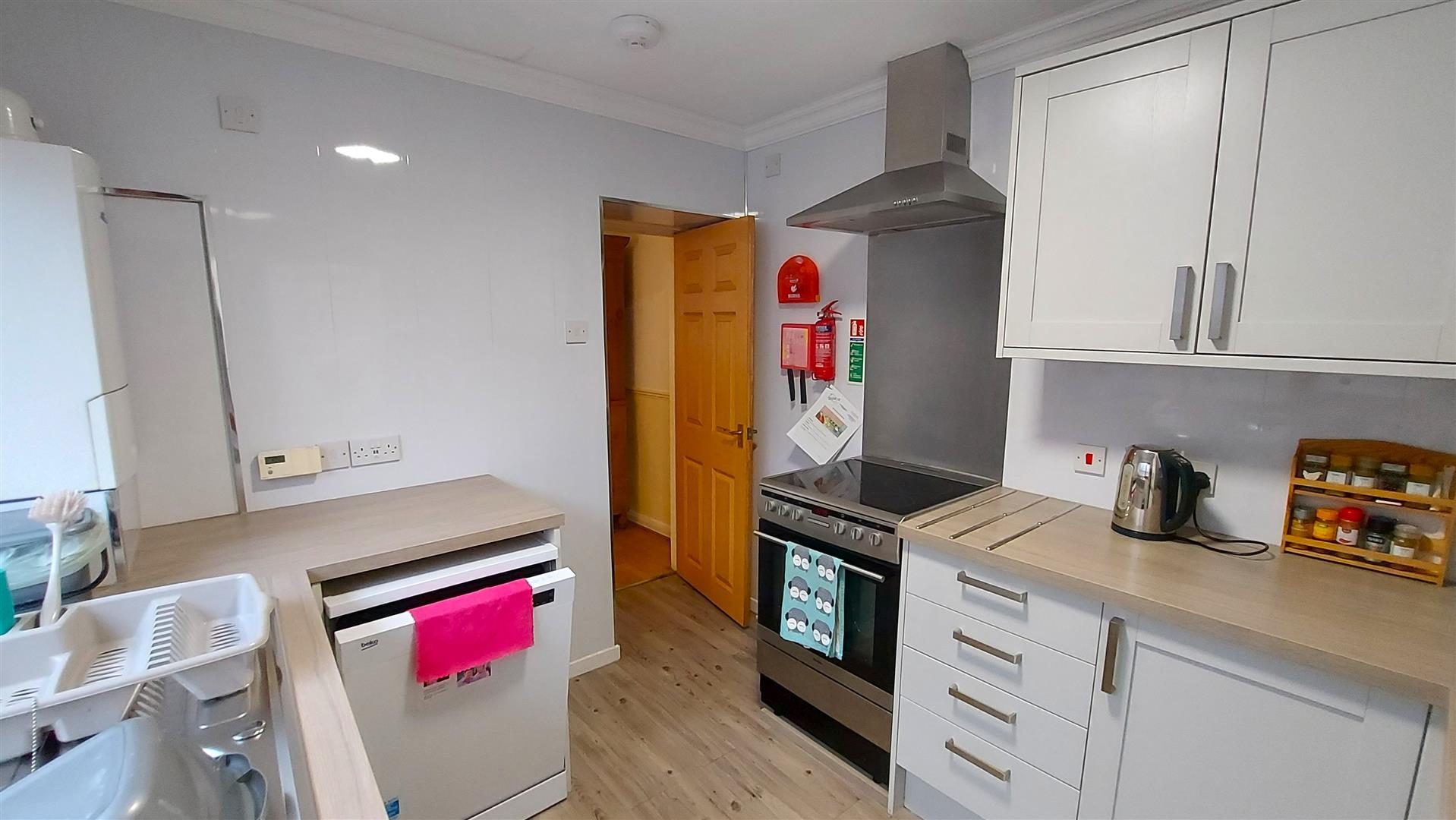 Property thumbnail 10