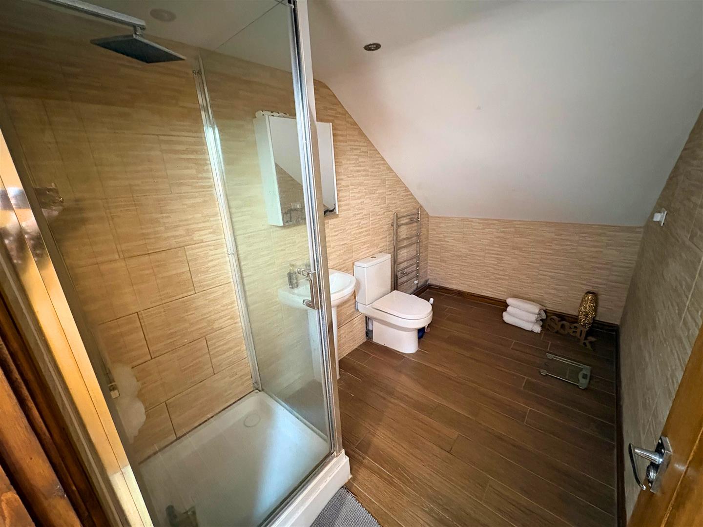 Property thumbnail 20