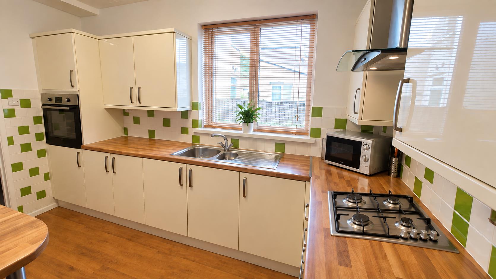 Property thumbnail 4