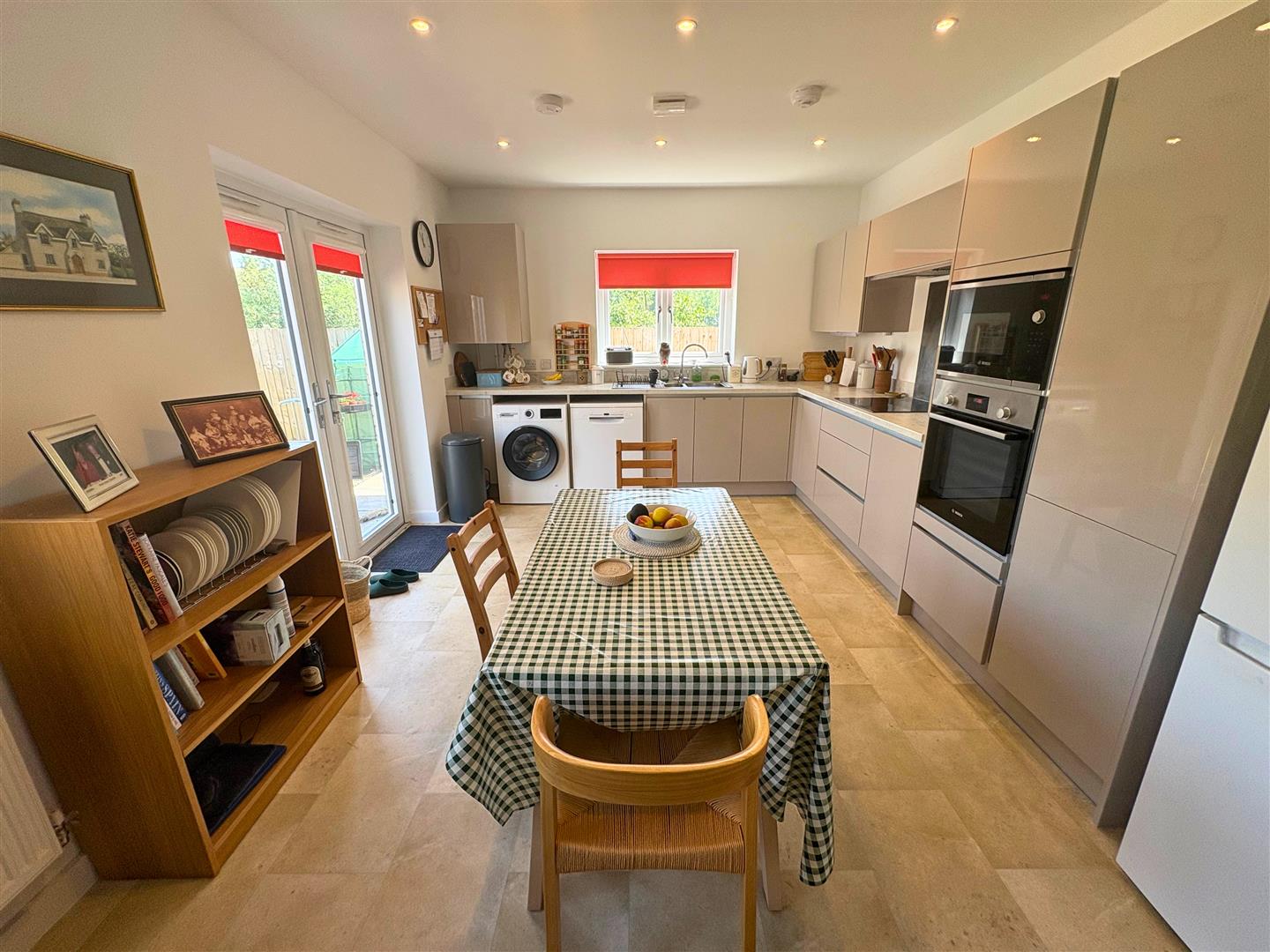 Property thumbnail 7