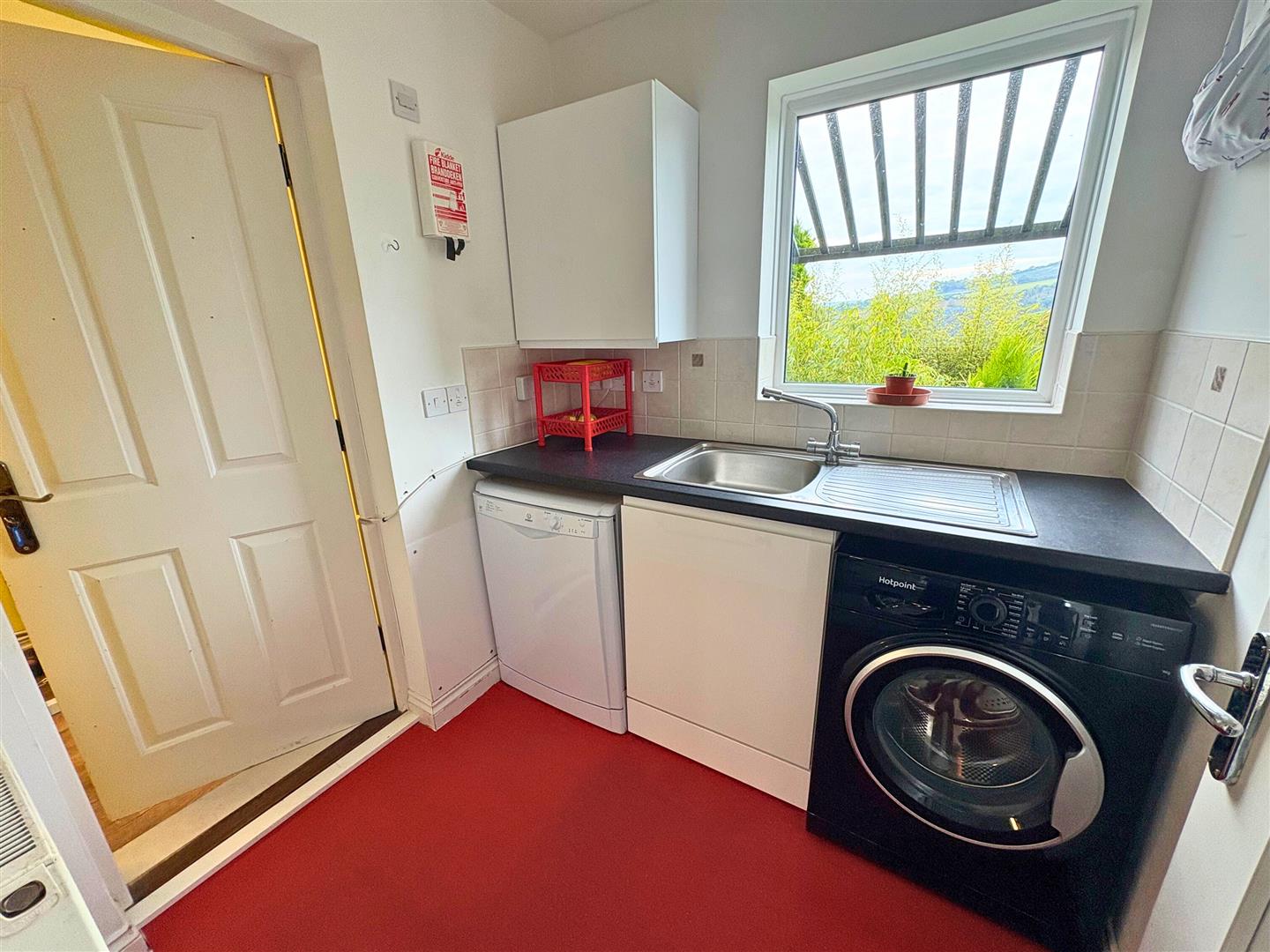 Property thumbnail 10