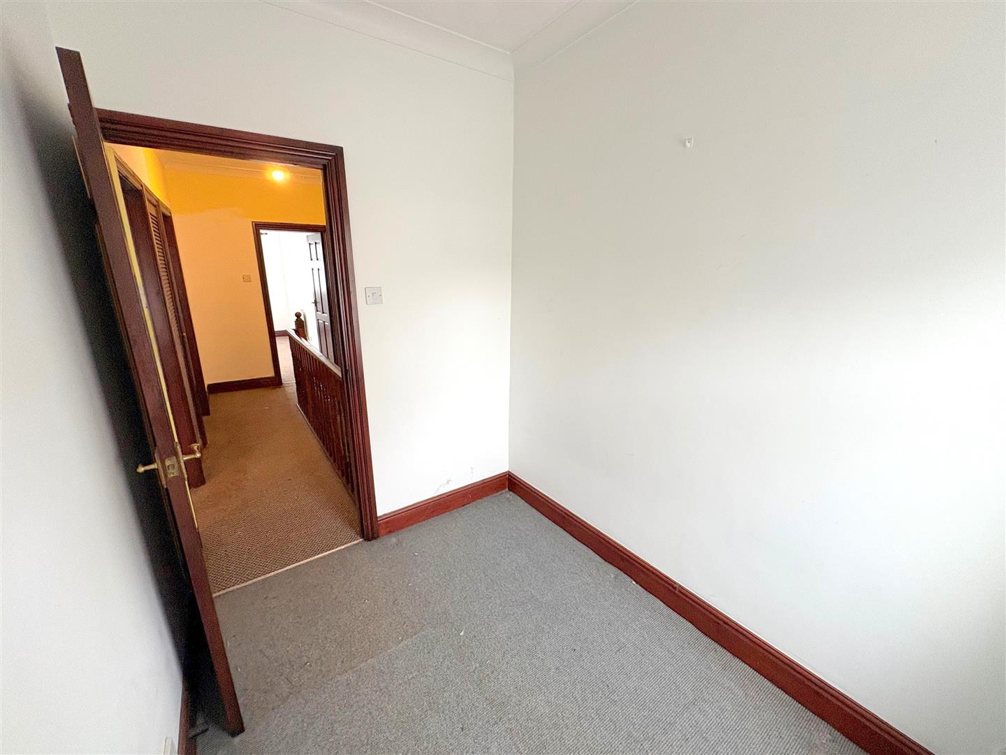 Property thumbnail 16