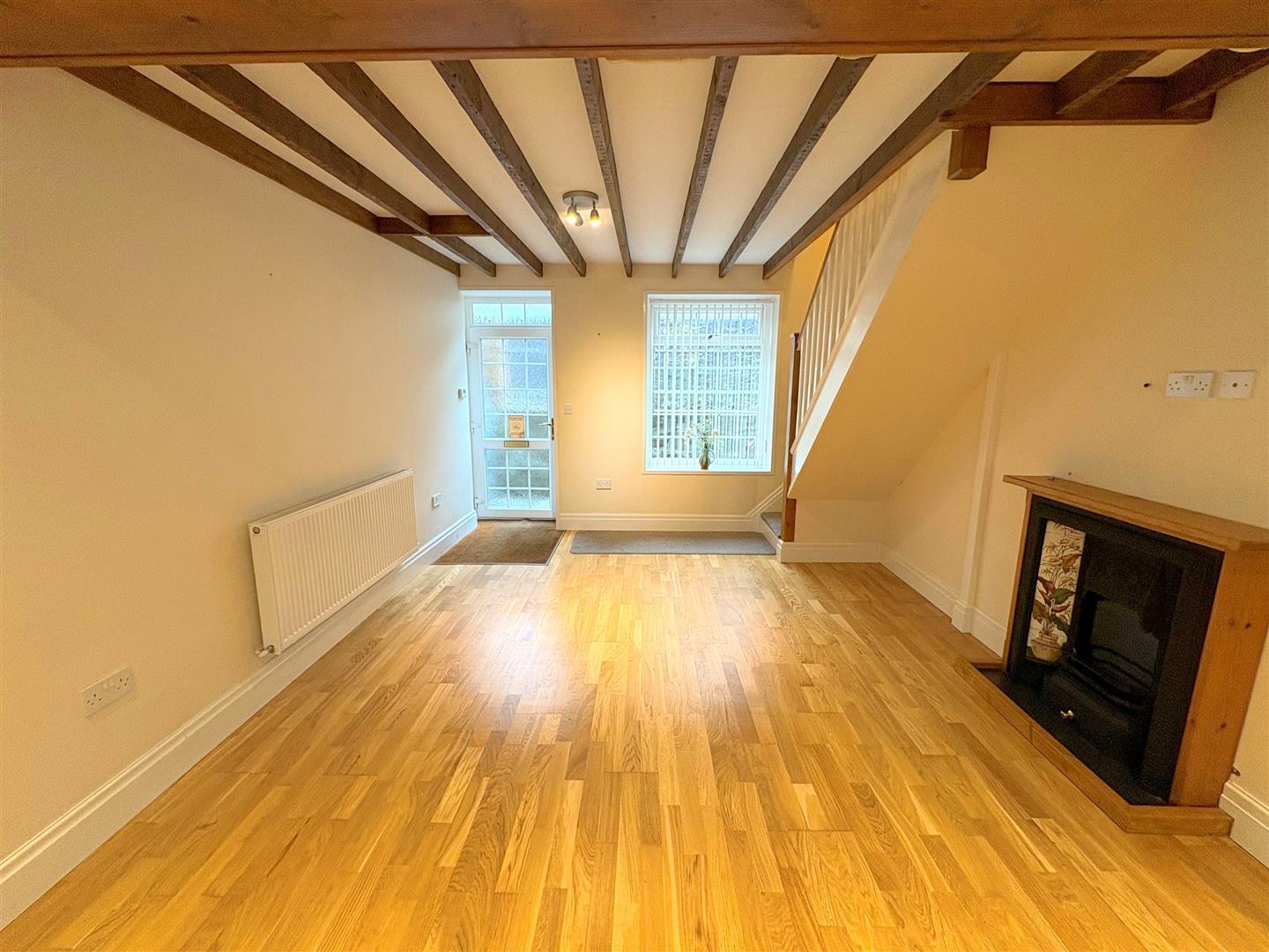 Property thumbnail 2