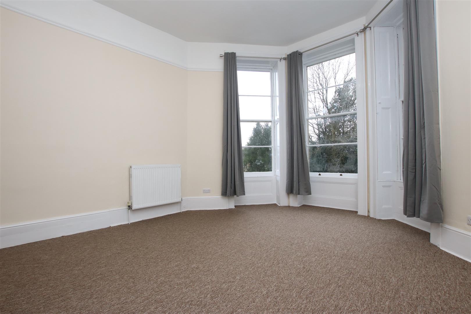 Weston Park East, Bath