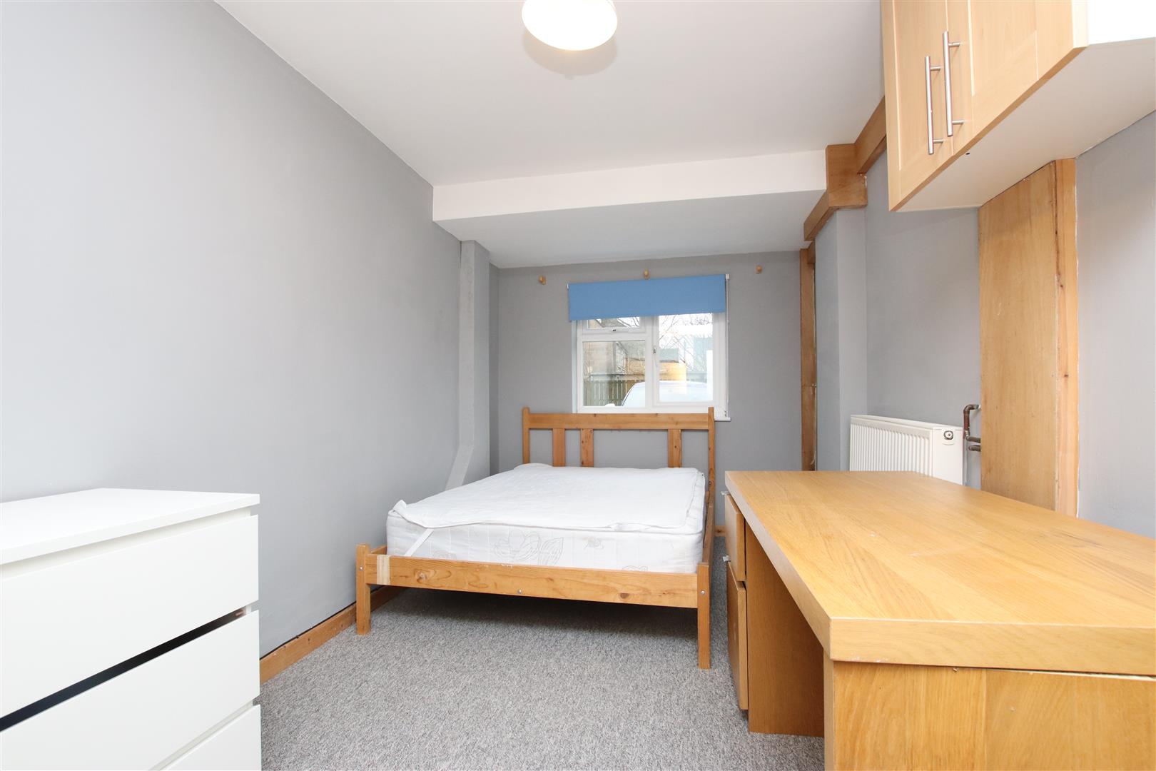 Stanway Close, Bath, BA2