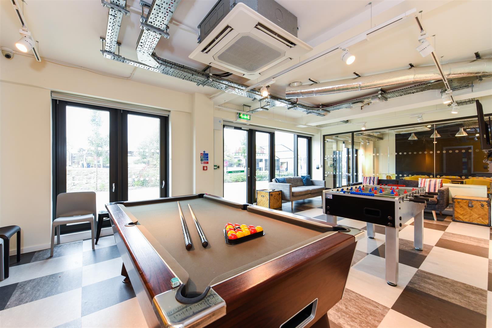 Brougham Hayes, Bath, BA2