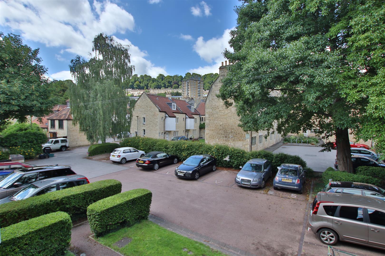 Weymouth Court, Bath, BA1
