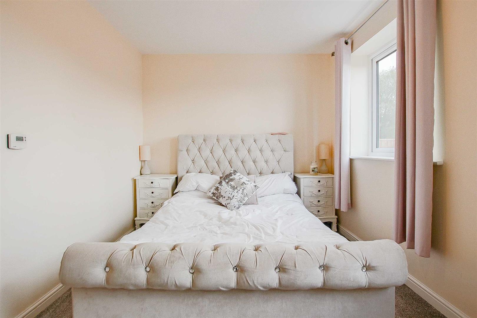 3 Bedroom Semi Detached House Blackburn