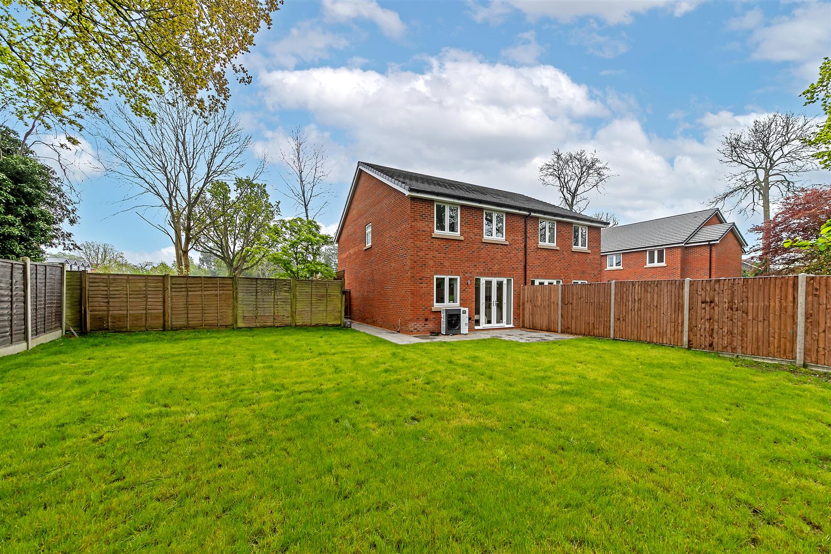 Oakwood Road, Bricket Wood, St. Albans